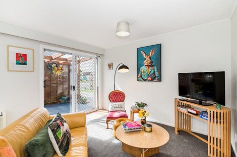 Photo of property in 18a Ngaio Road, Waikanae, 5036