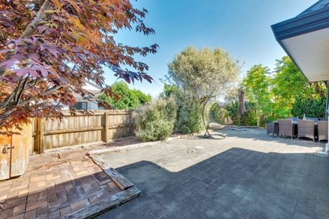 Photo of property in 93a Sturges Road, Henderson, Auckland, 0612