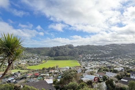 Photo of property in 5a Becker Way, Karori, Wellington, 6012