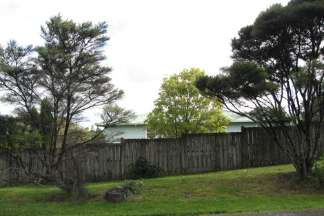 Photo of property in 27 Mcentee Road, Waitakere, Auckland, 0816