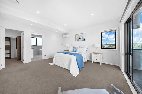 Photo of property in 66a Marine Parade, Mellons Bay, Auckland, 2014