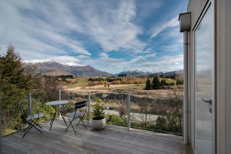 Photo of property in 15 Shaw Street, Arrowtown, 9302