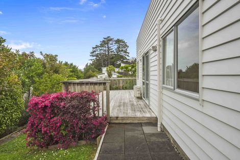 Photo of property in 114 Fairview Avenue, Fairview Heights, Auckland, 0632