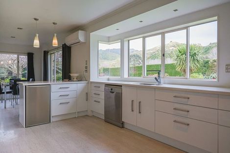 Photo of property in 20 Maui Pomare Road, Nikau Valley, Paraparaumu, 5032