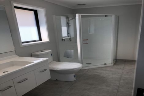 Photo of property in 22 Walter Lawry Road, Paerata, Pukekohe, 2124