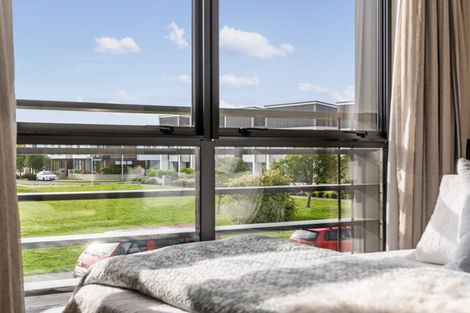 Photo of property in 16 Rangihina Road, Hobsonville, Auckland, 0616