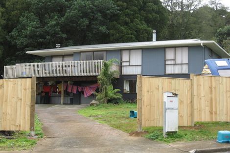 Photo of property in 16 Chrisarda Place, Red Hill, Papakura, 2110