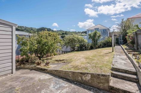 Photo of property in 64 Herald Street, Berhampore, Wellington, 6023