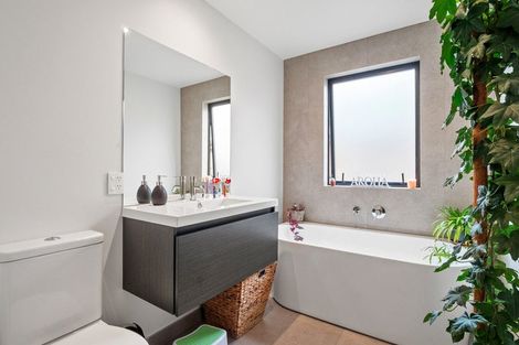 Photo of property in 26 Perendale Road, Jacks Point, 9371