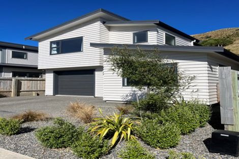 Photo of property in 59 Melksham Drive, Churton Park, Wellington, 6037