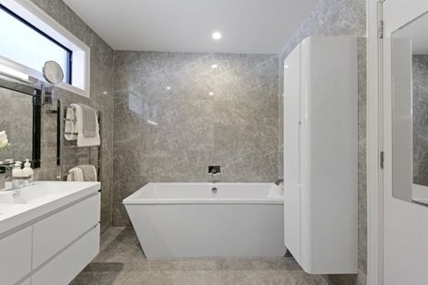 Photo of property in 37 Penruddock Rise, Westmorland, Christchurch, 8025