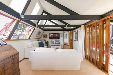 Photo of property in 1 Kitchener Road, Takapuna, Auckland, 0622