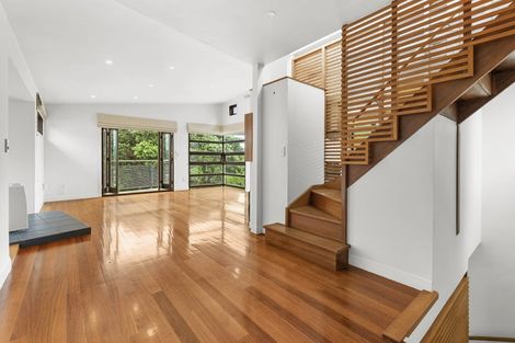 Photo of property in 85a Nevay Road, Miramar, Wellington, 6022