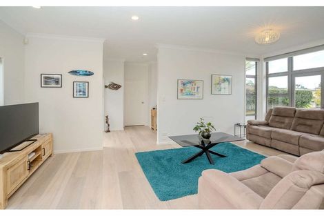 Photo of property in 6 Barrett Place, Kerikeri, 0230