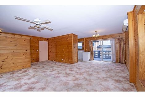 Photo of property in 2 Glendene Avenue, Glendene, Auckland, 0602