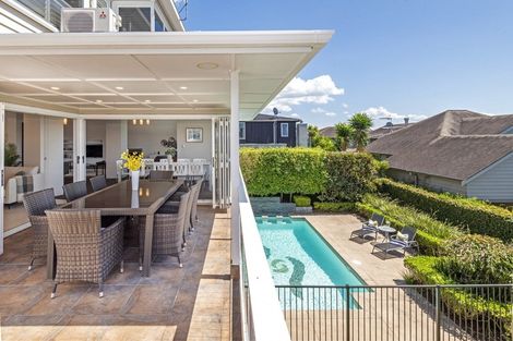 Photo of property in 13 Compass Way, Half Moon Bay, Auckland, 2012