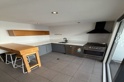 Photo of property in 3/464 Adelaide Road, Berhampore, Wellington, 6023