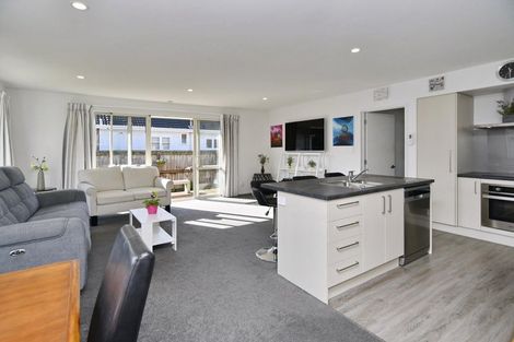 Photo of property in 241 Wainoni Road, Avondale, Christchurch, 8061