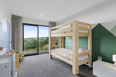 Photo of property in 3 Selleck Street, Mount Pleasant, Christchurch, 8081