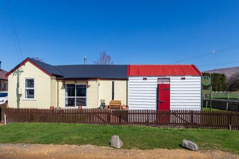 Photo of property in 6 Swansea Street, Middlemarch, 9597