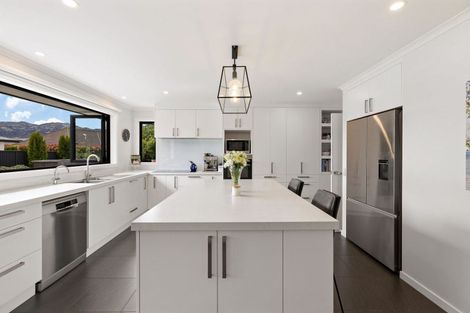 Photo of property in 24 Ethereal Crescent, Mount Pisa, Cromwell, 9383