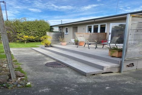 Photo of property in 17 Veronica Avenue, Marewa, Napier, 4110