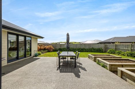 Photo of property in 15 Johnson Avenue, Amberley, 7410