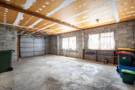 Photo of property in 2 Erica Place, Bell Block, New Plymouth, 4312