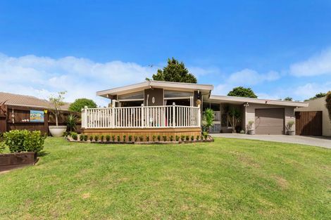 Photo of property in 27 Magnolia Avenue, Opaheke, Papakura, 2113