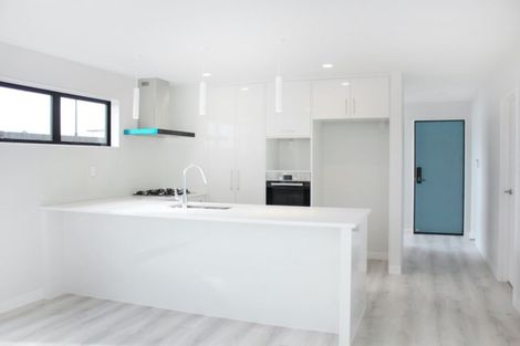 Photo of property in 1 Mcarthur Close, Silverdale, 0932