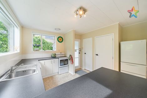 Photo of property in 19b Mulberry Street, Maungaraki, Lower Hutt, 5010
