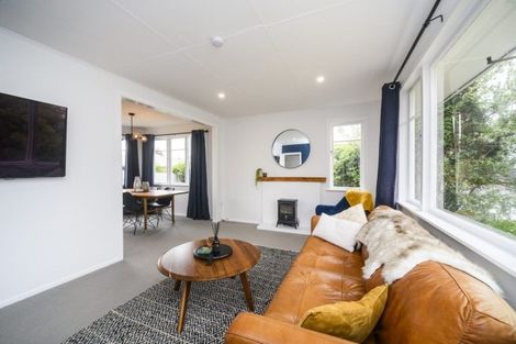 Photo of property in 17 Peters Avenue, Cloverlea, Palmerston North, 4412