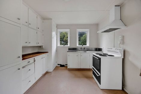 Photo of property in 6 Mill Road, New Plymouth, 4310