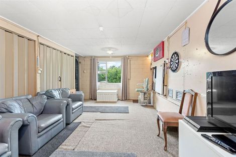 Photo of property in 5 Adams Place, Te Kamo, Whangarei, 0112