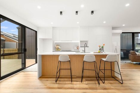 Photo of property in 8 Dorset Down Drive, Karaka, 2580