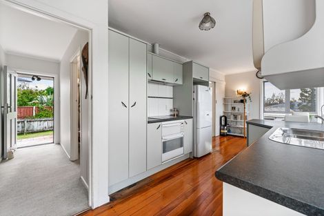 Photo of property in 120a Taylor Street, Blockhouse Bay, Auckland, 0600