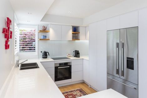 Photo of property in 27b Bryndwr Road, Fendalton, Christchurch, 8052