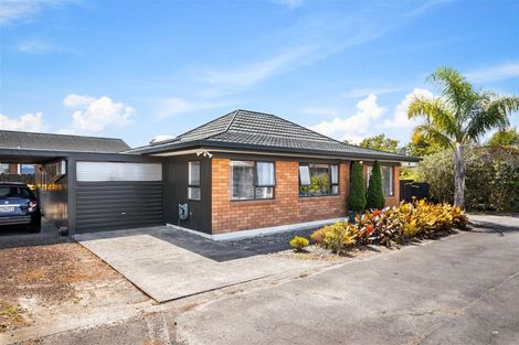 Photo of property in 3/133 Parrs Cross Road, Glen Eden, Auckland, 0612