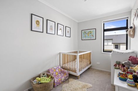 Photo of property in 44 Walter Merton Road, Hobsonville, Auckland, 0616