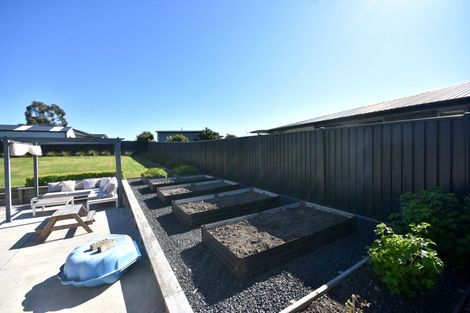Photo of property in 48 Heathfield Drive, Mosgiel, 9024