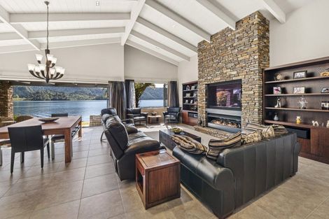 Photo of property in 17 Steep Street, Lake Okareka, Rotorua, 3076