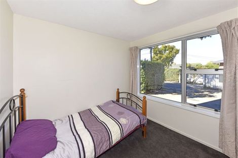 Photo of property in 7 Hannah Place, Redwood, Christchurch, 8051