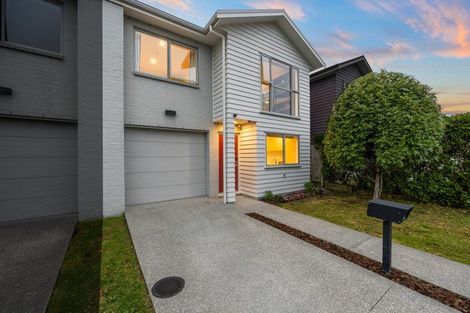 Photo of property in 27 Forbes Mccammon Drive, Swanson, Auckland, 0614