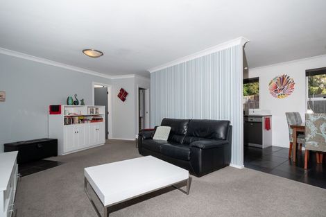 Photo of property in 67 Reynella Drive, Massey, Auckland, 0614