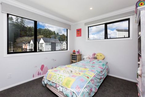 Photo of property in 24 Reakes Crescent, Wallaceville, Upper Hutt, 5018