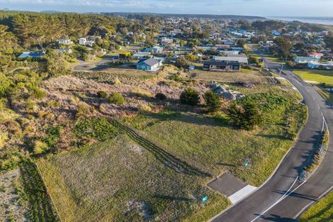 Photo of property in 184 Park Avenue, Waitarere Beach, Levin, 5510