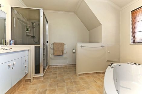 Photo of property in 1228 Howard Street, Parkvale, Hastings, 4122