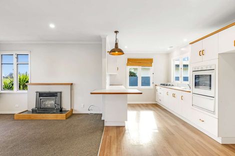 Photo of property in 178 Abel Tasman Drive, Takaka, 7183