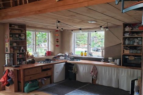 Photo of property in 197 Parker Road, Oratia, Auckland, 0604