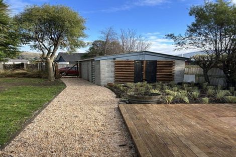 Photo of property in 8 Mauger Drive, Heathcote Valley, Christchurch, 8022